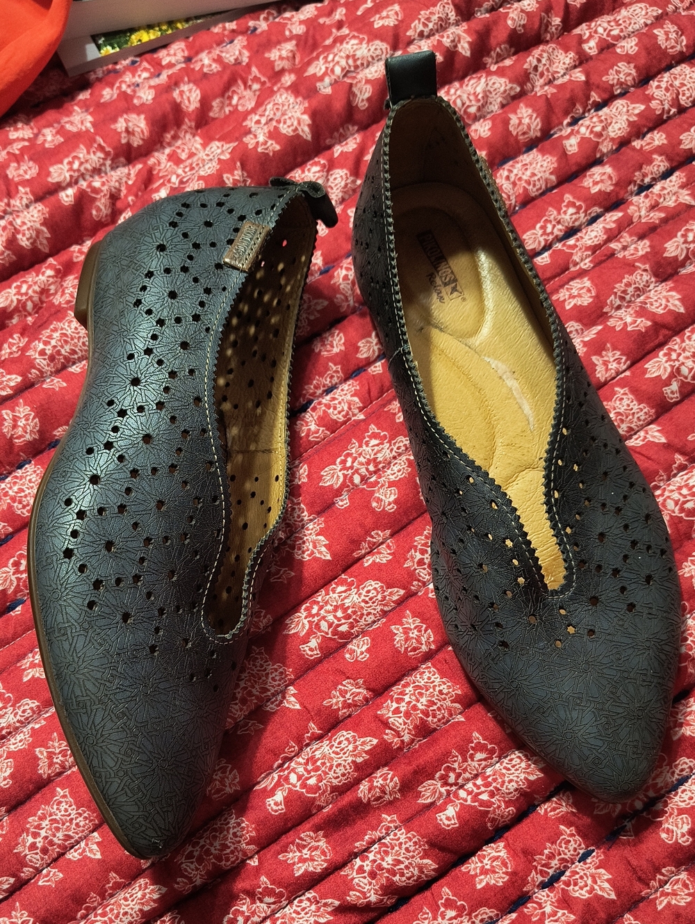 PIKOLINOS Black Perforated Pointed-Toe Slip-On Flats